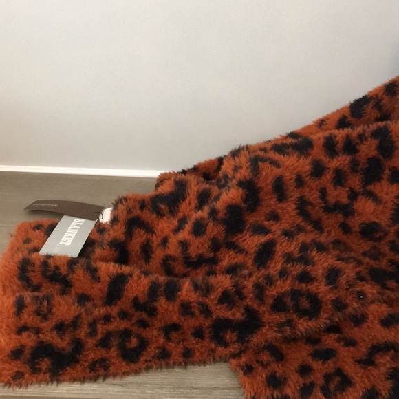 MODENA New York Animal Print Blanket Scarf Size OS - Picture 2 of 6